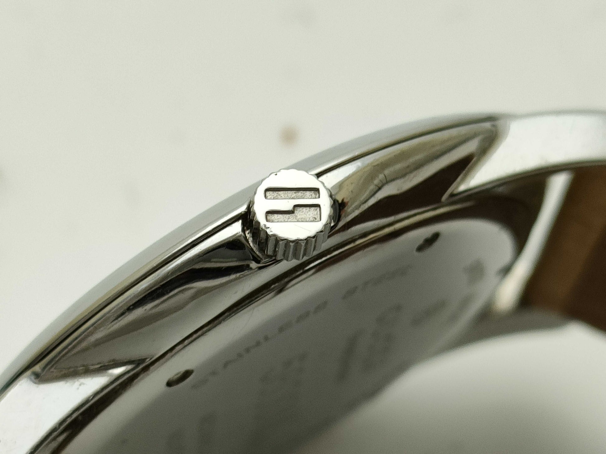 GUCCI 5600M Unoperated Men's Watch