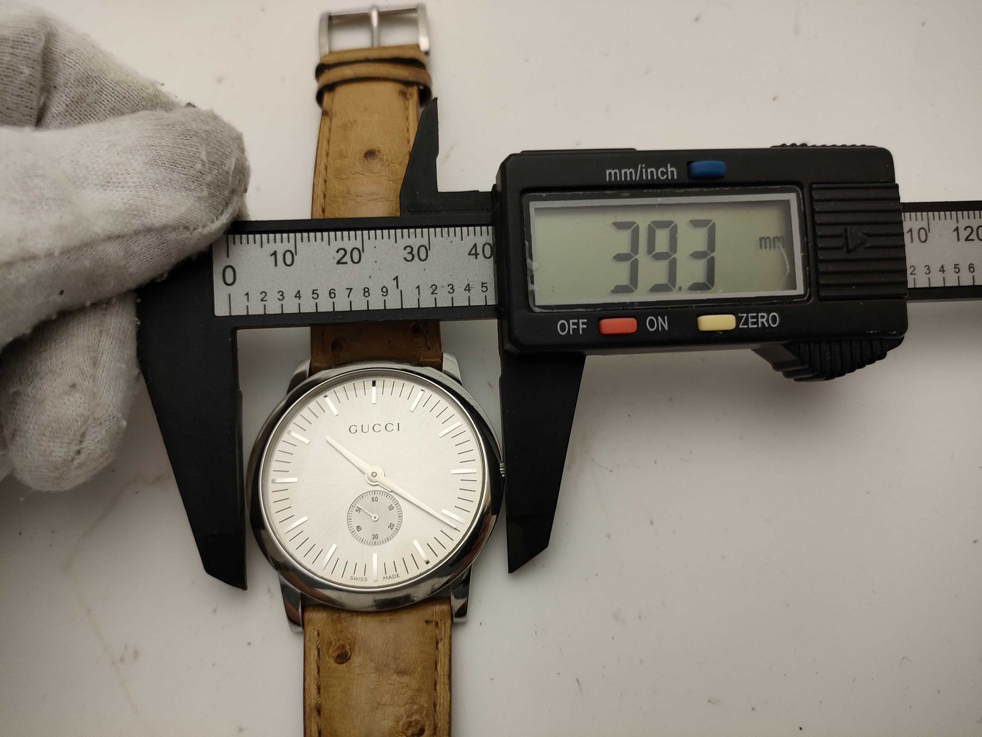 GUCCI 5600M Unoperated Men's Watch