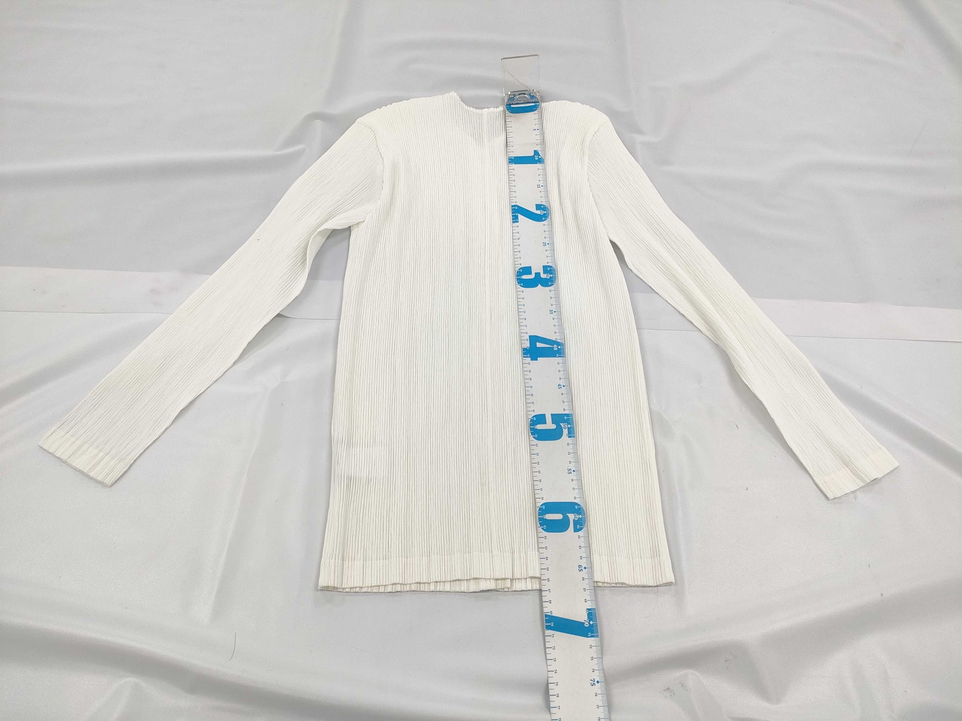 ISSEY MIYAKE Long Sleeve Shirt