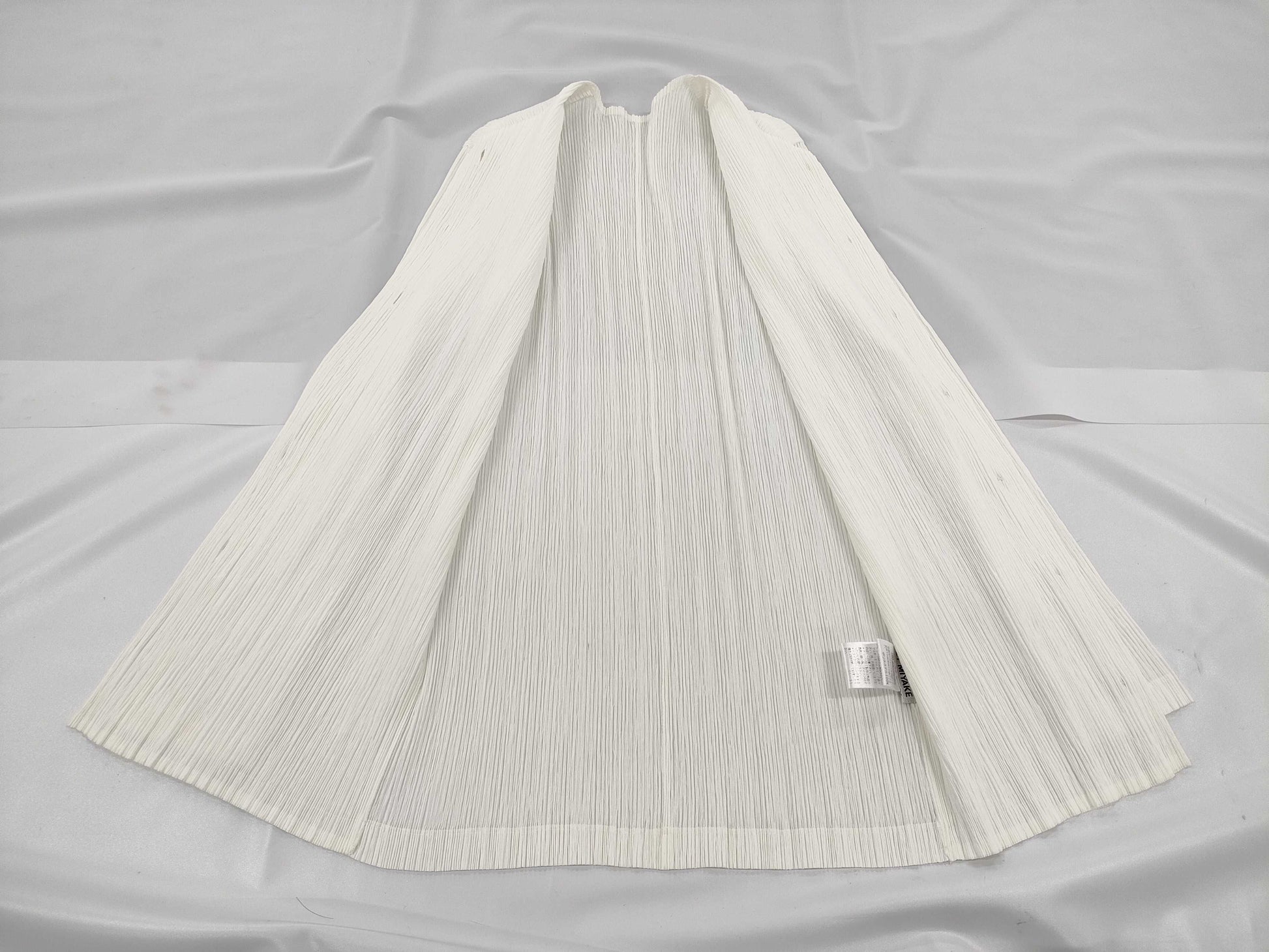 ISSEY MIYAKE Long Sleeve Shirt