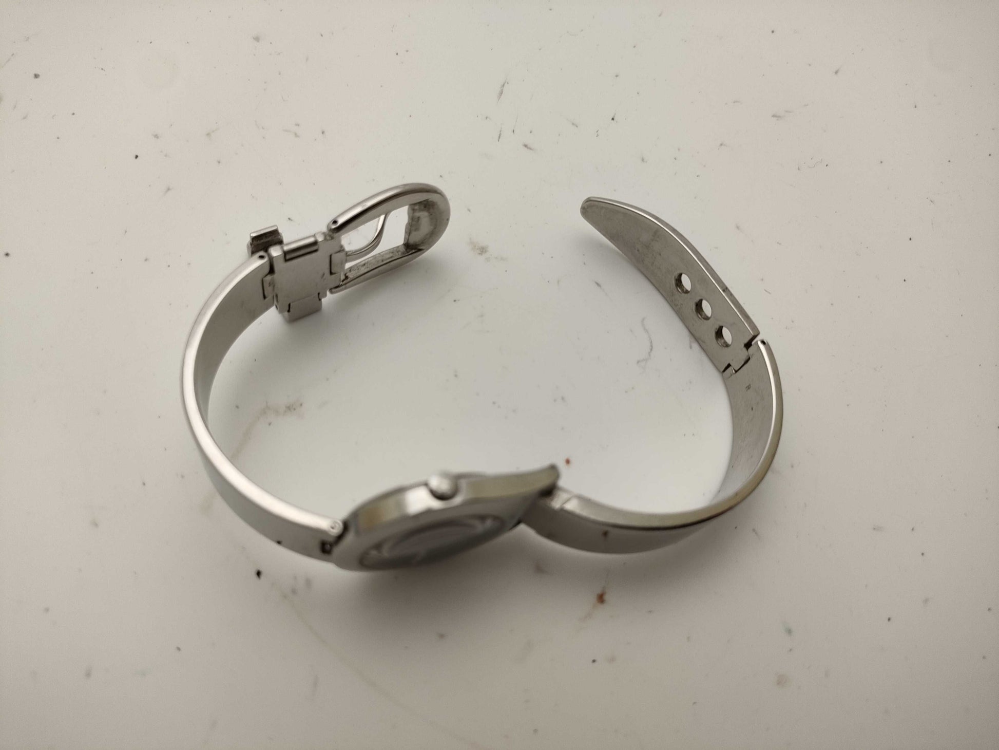 GUCCI 6700L Women's Watch
