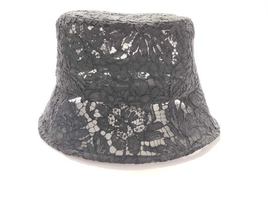 Valentino Garavani Lace Flower Design Hat TW21HGA34KBP Other Accessories