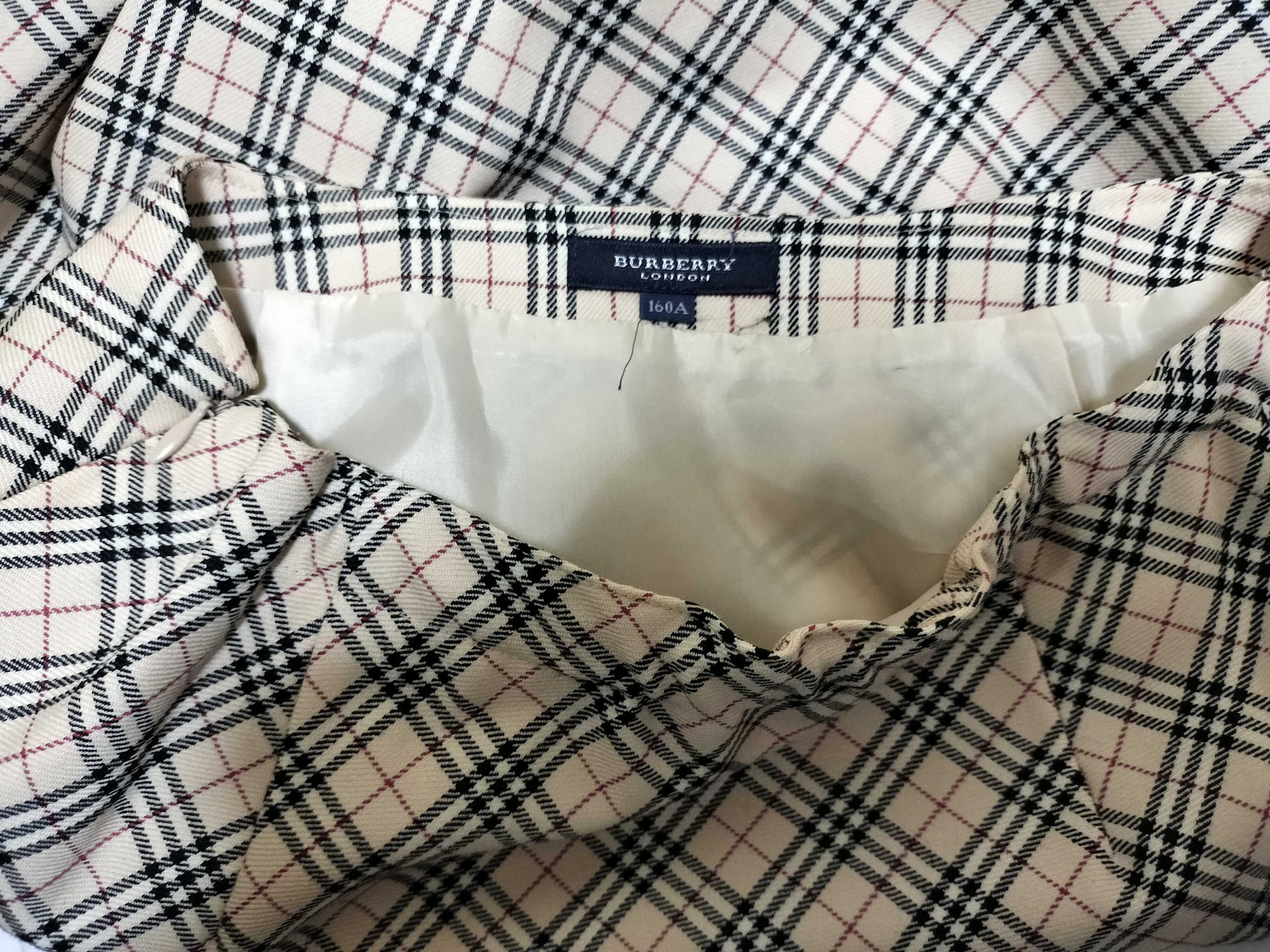 BURBERRY Checkered Skirt Skirt Skirt
