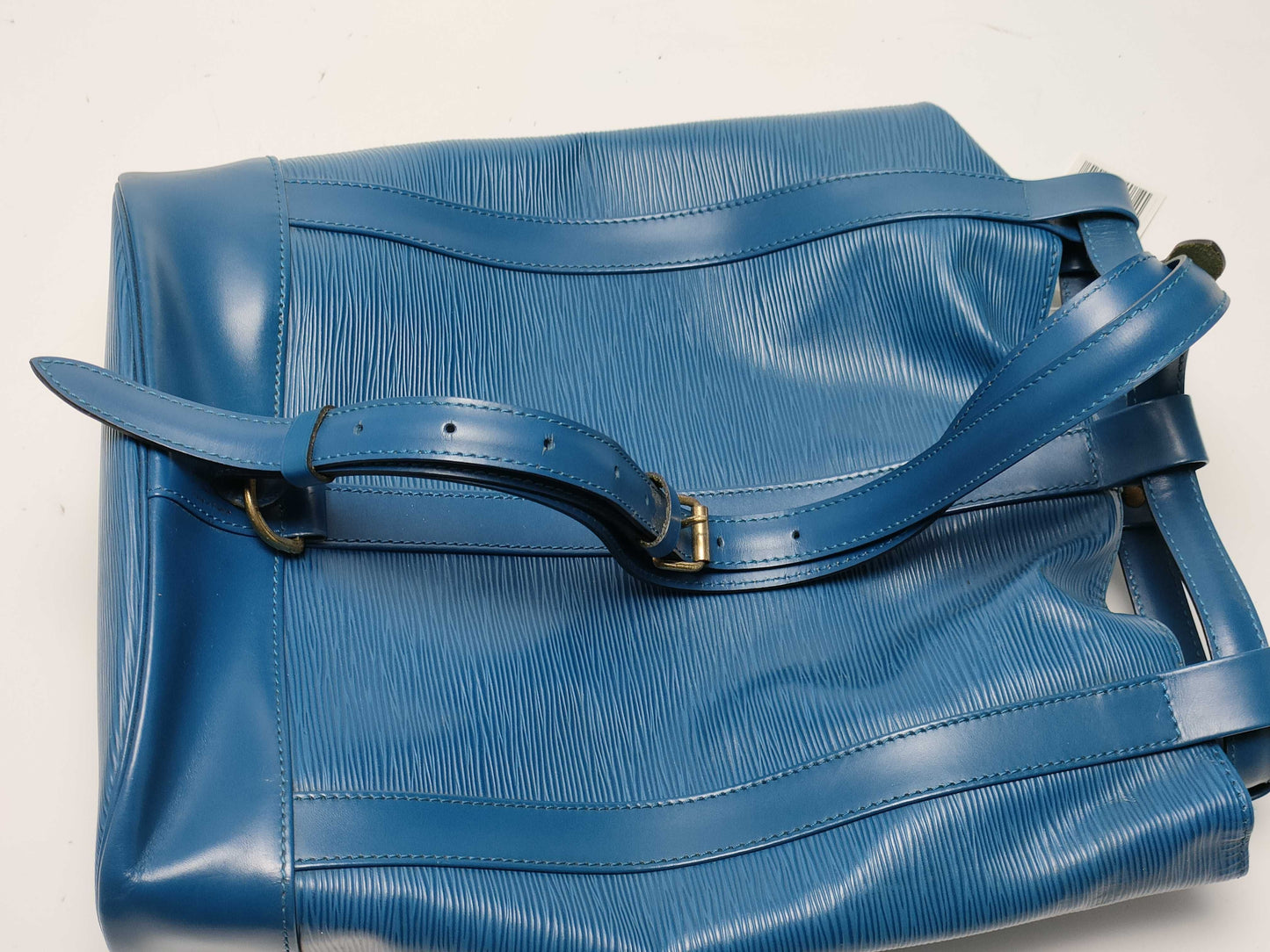 LOUIS VUITTON Epi Randonne Shoulder Bag