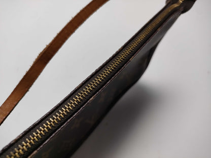 LOUIS VUITTON Monogram M40712 Pochette Accessoires Handbag