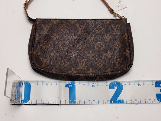 LOUIS VUITTON Monogram M40712 Pochette Accessoires Handbag