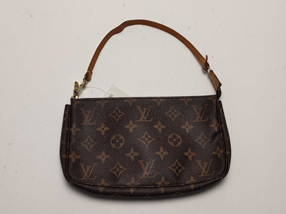 LOUIS VUITTON Monogram M40712 Pochette Accessoires Handbag