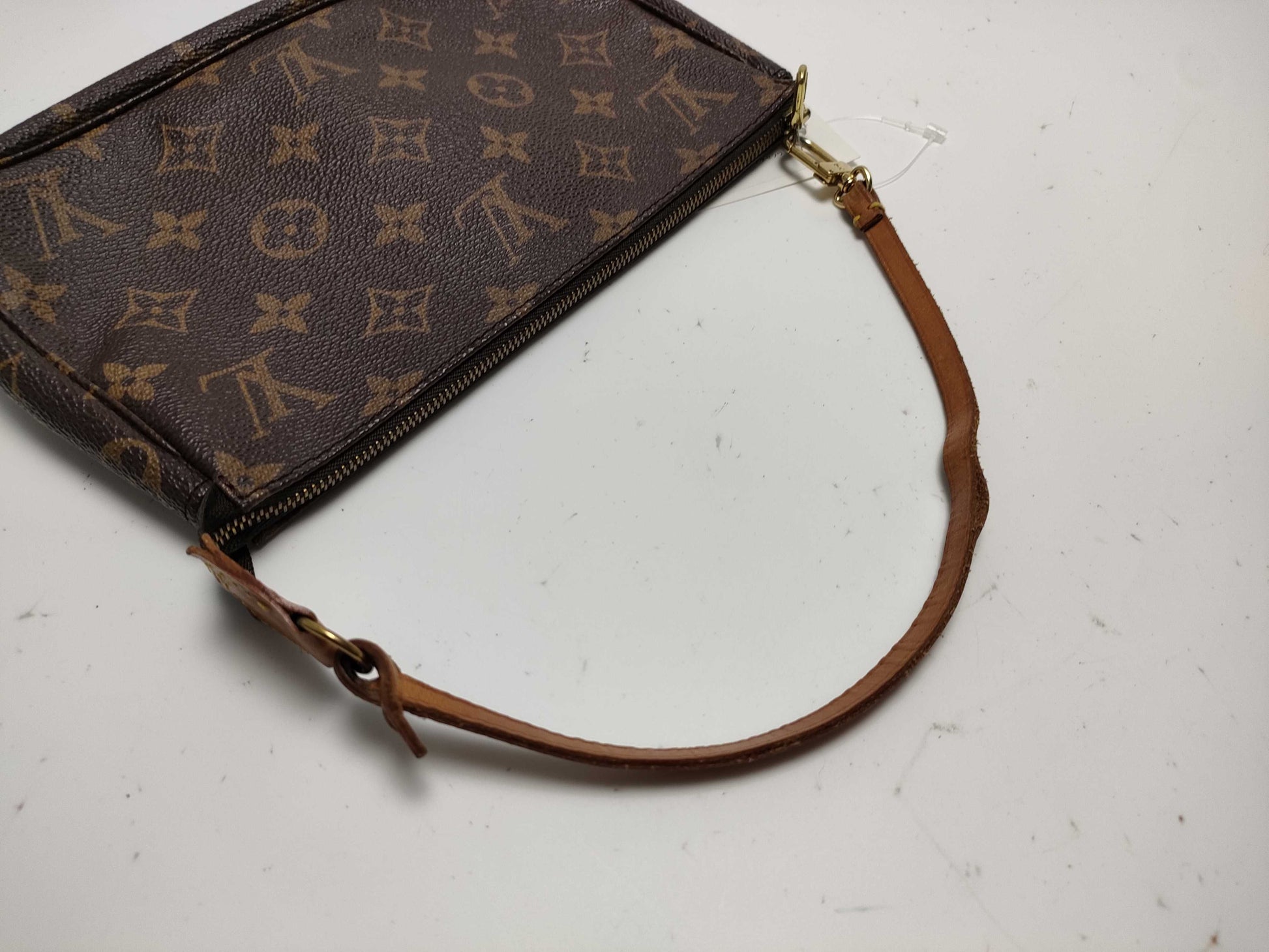 LOUIS VUITTON Monogram M40712 Pochette Accessoires Handbag