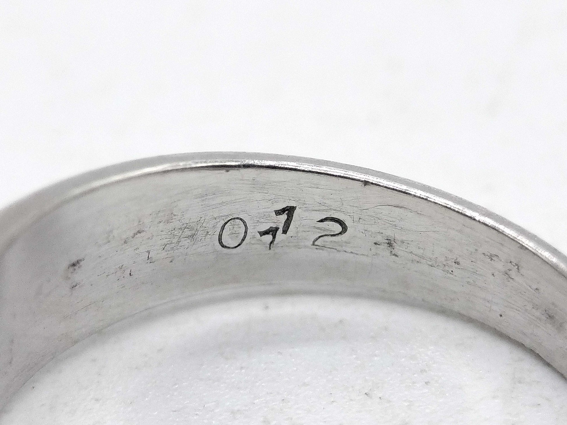 D0.12ct Pm 4.1g Ring 