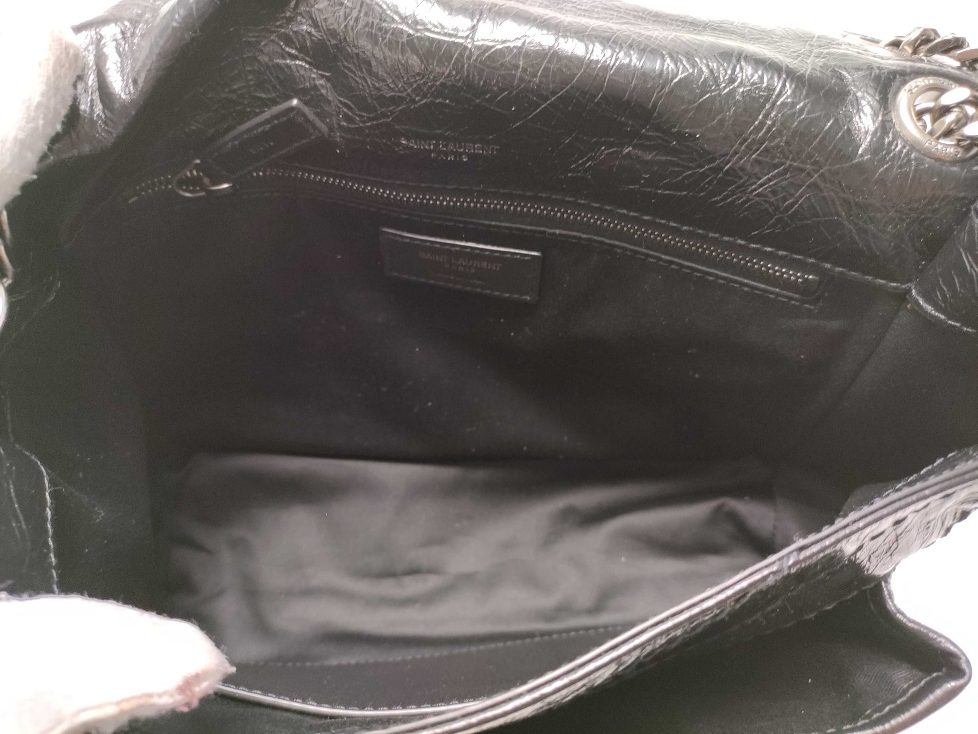 SAINT LAURENT V-stitch shoulder bag
