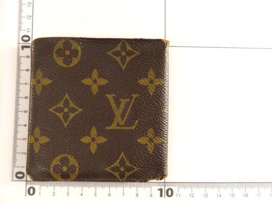 LOUIS VUITTON Monogram Wallet