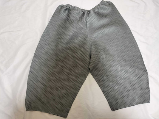 ISSEY MIYAKE Pleats Please Pants Gray