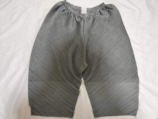 ISSEY MIYAKE Pleats Please Pants Gray