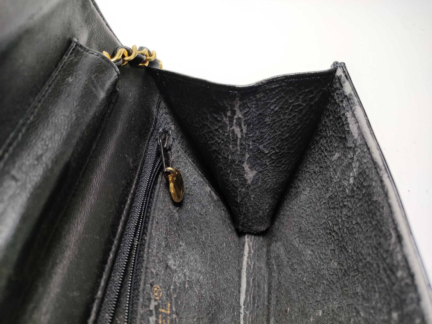 CHANEL Enamel Chain Shoulder Bag