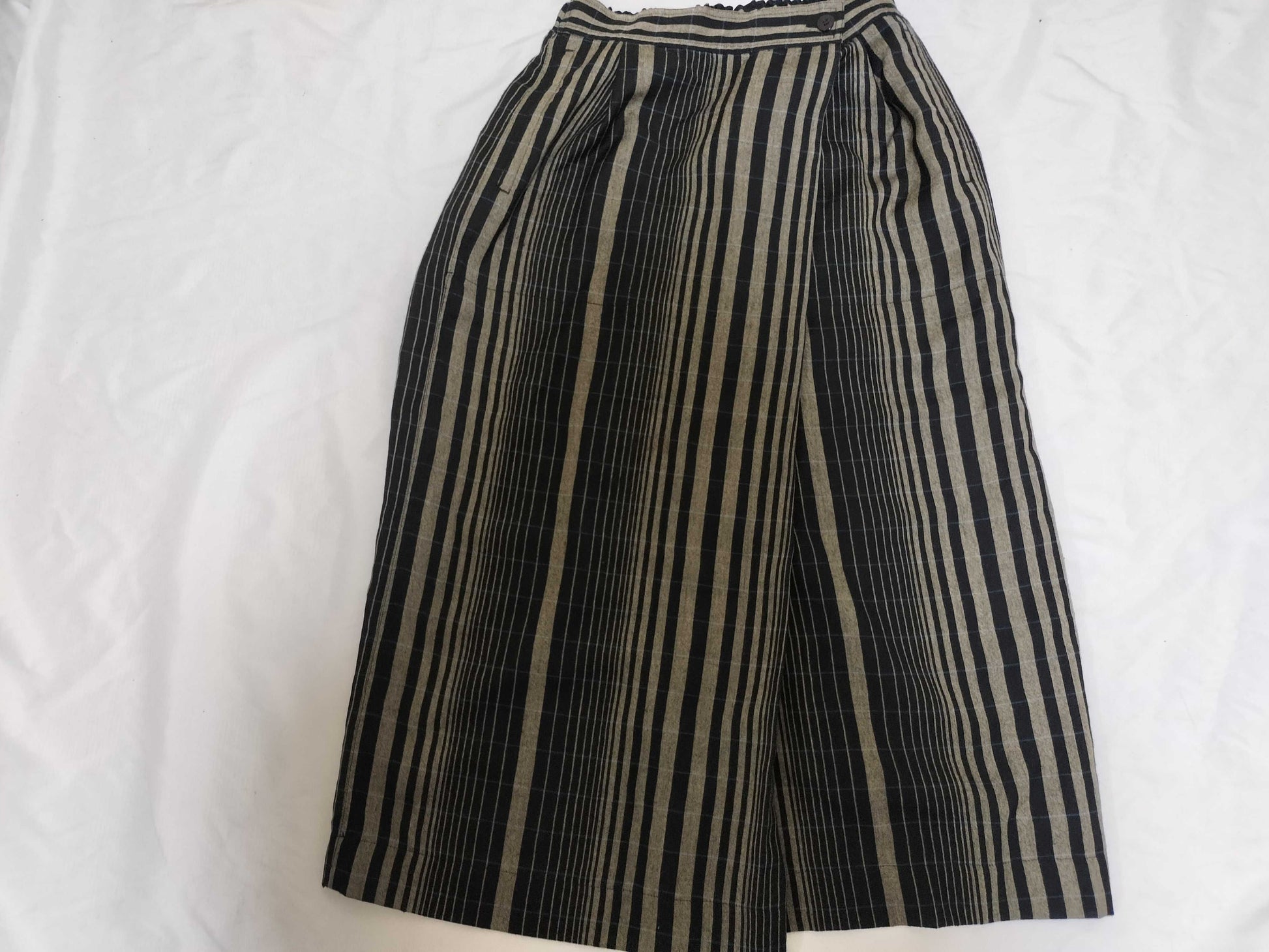 ISSEY MIYAKE Pants Border Skirt