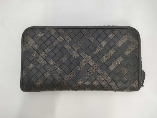 (10461_0268)▼BOTTEGA VENETA Intre Wallet Long Wallet Python Wallet