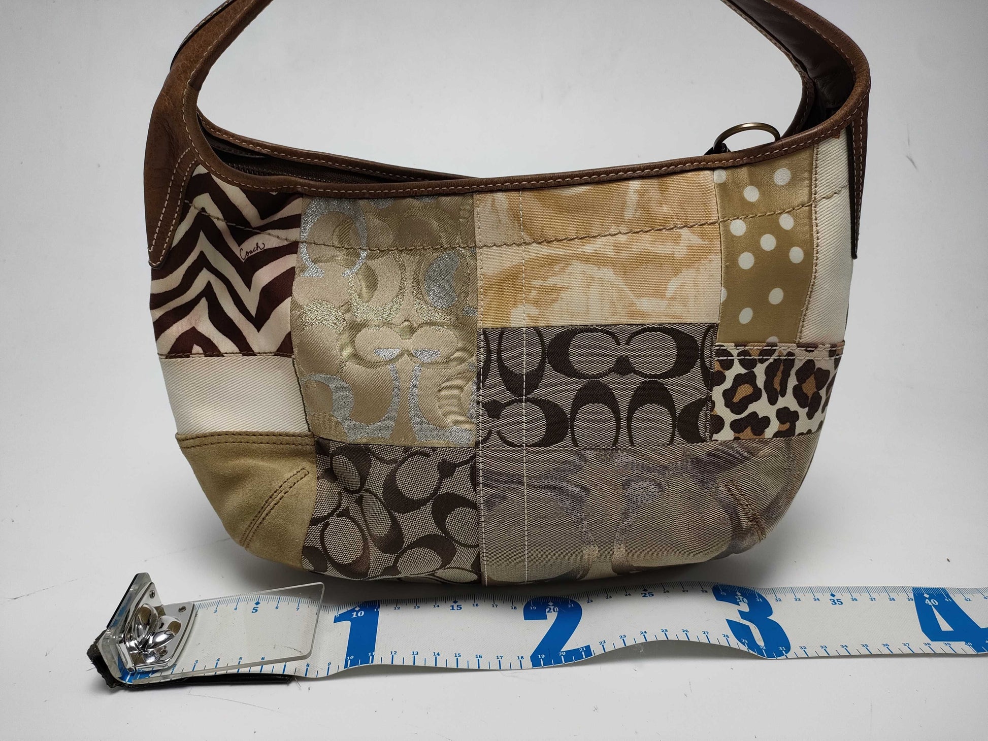COACH Signature Set Shoulder Bag