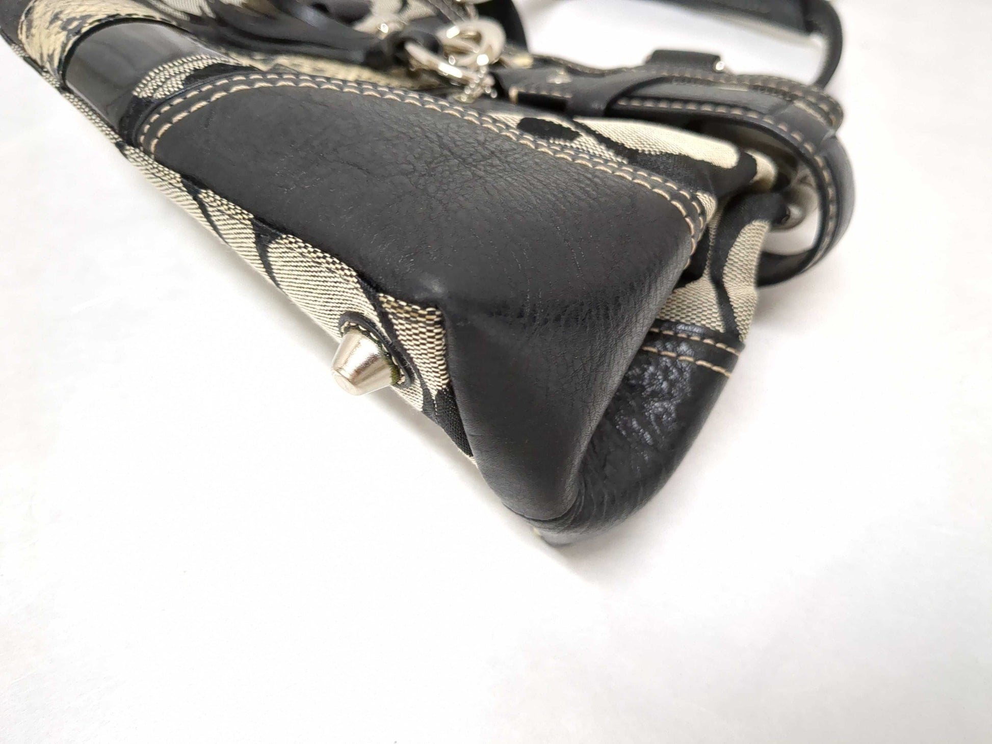 COACH Samantha Thavasa handbag set