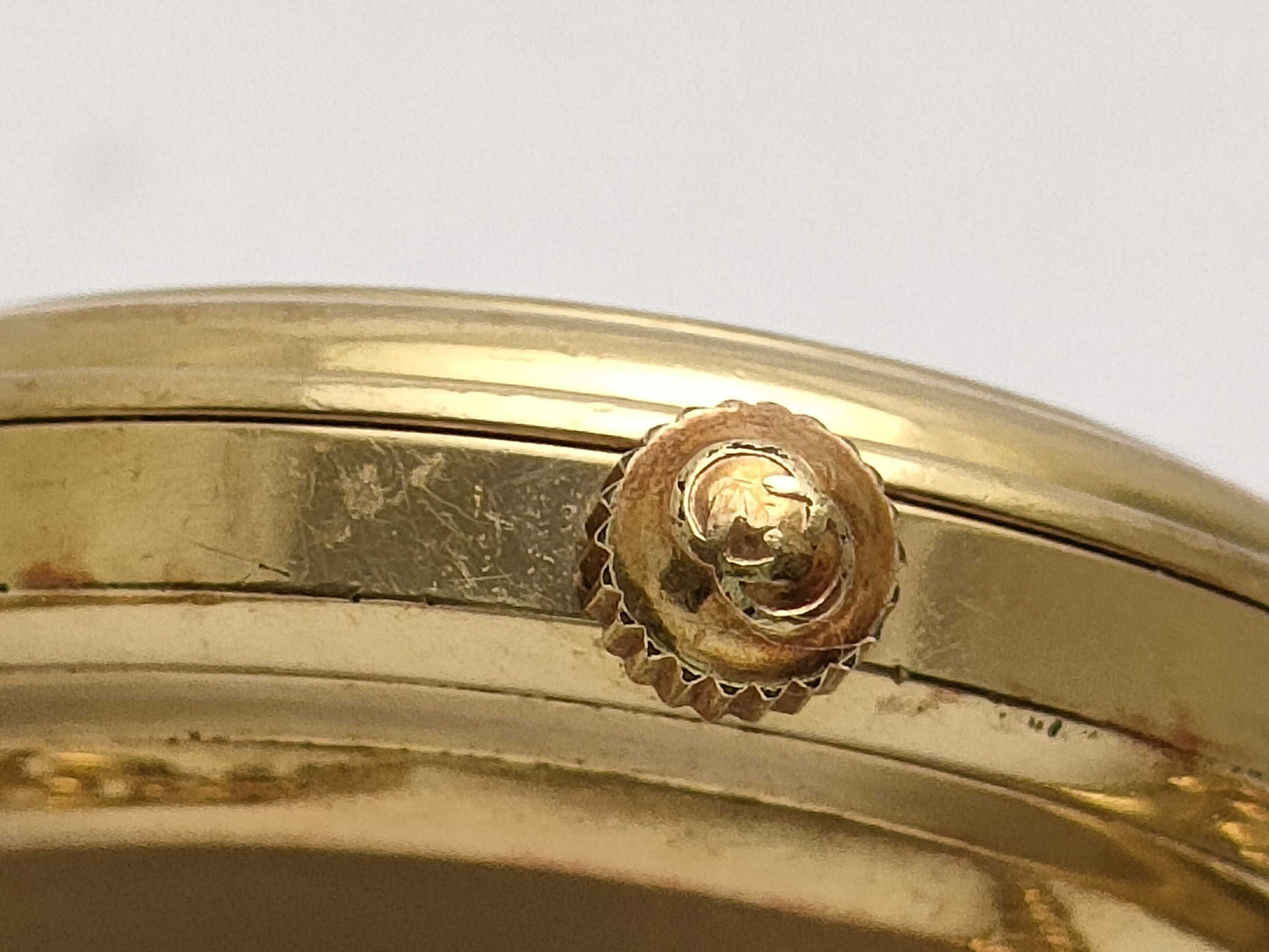 GUCCI 11/12 Unused Women's Watch