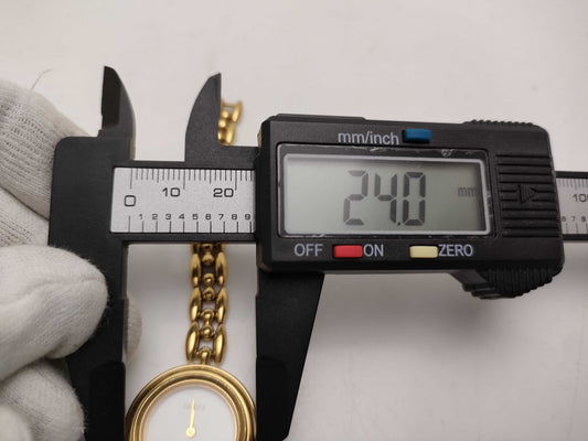 GUCCI 11/12 Unused Women's Watch
