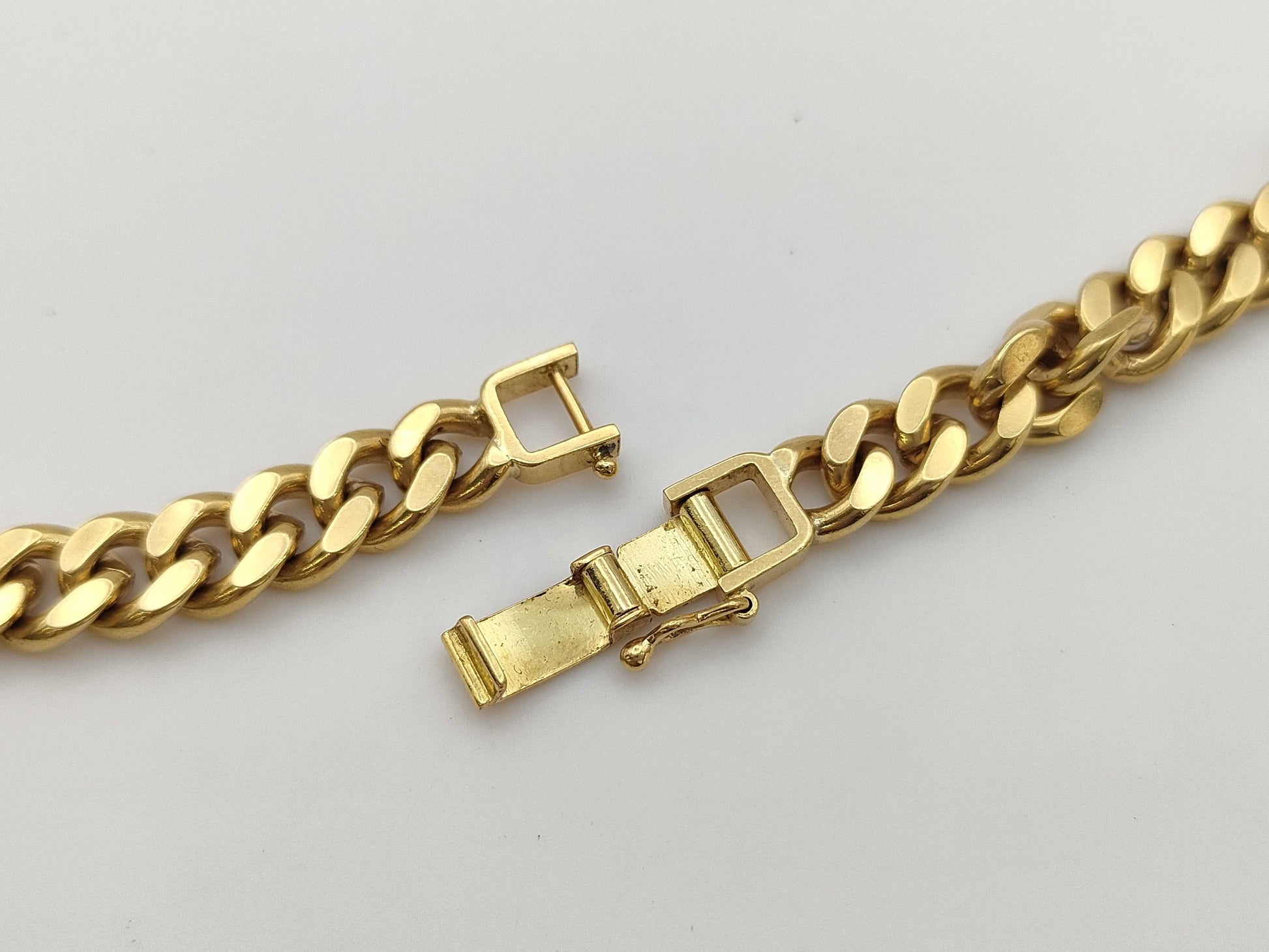 K18 101.5g Necklace 