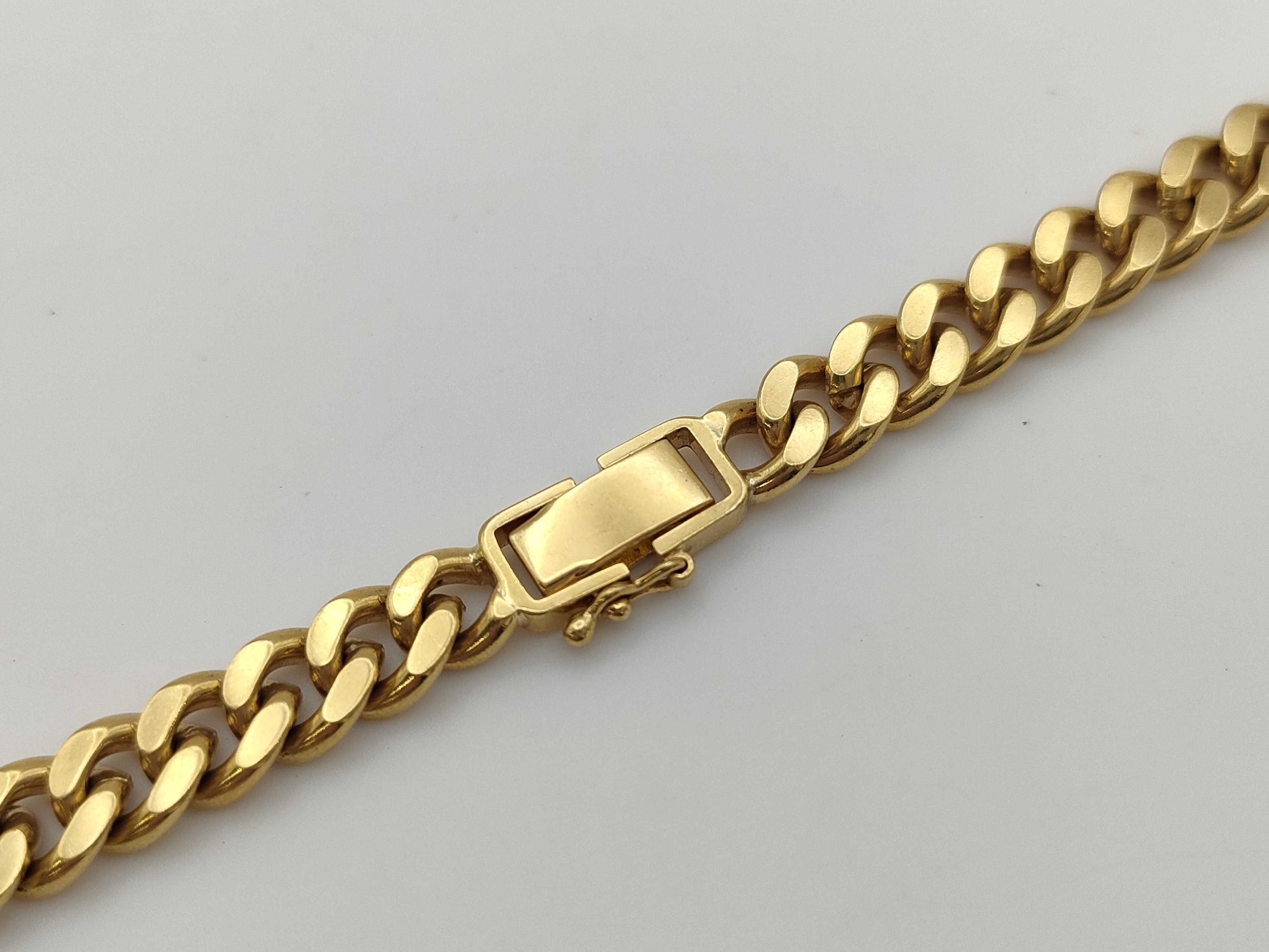 K18 101.5g Necklace 