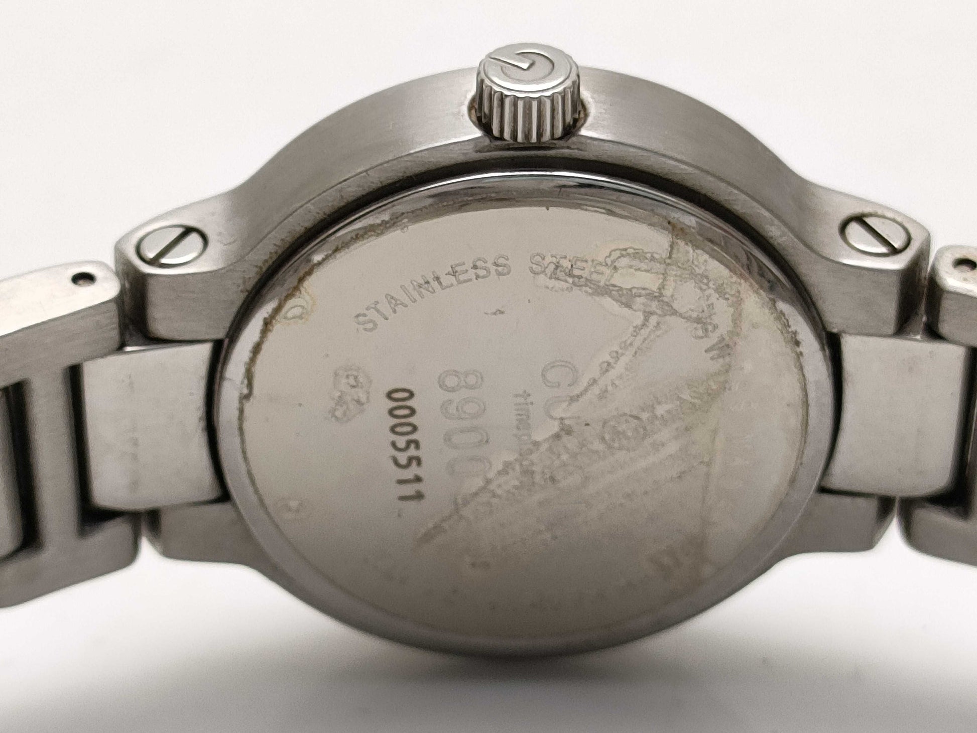 GUCCI 8900L Women's Watch