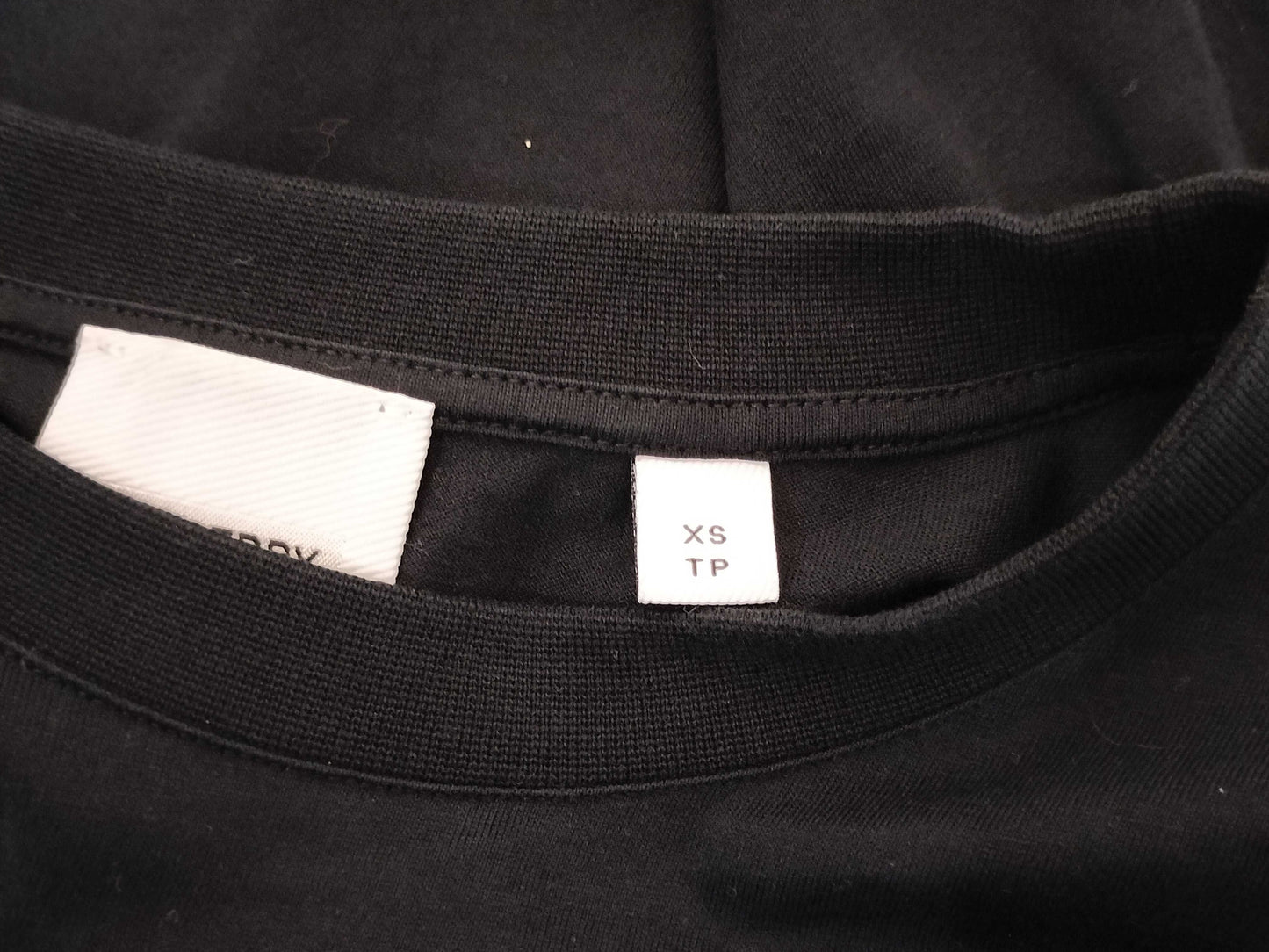 BURBERRY design shirt T-shirt
