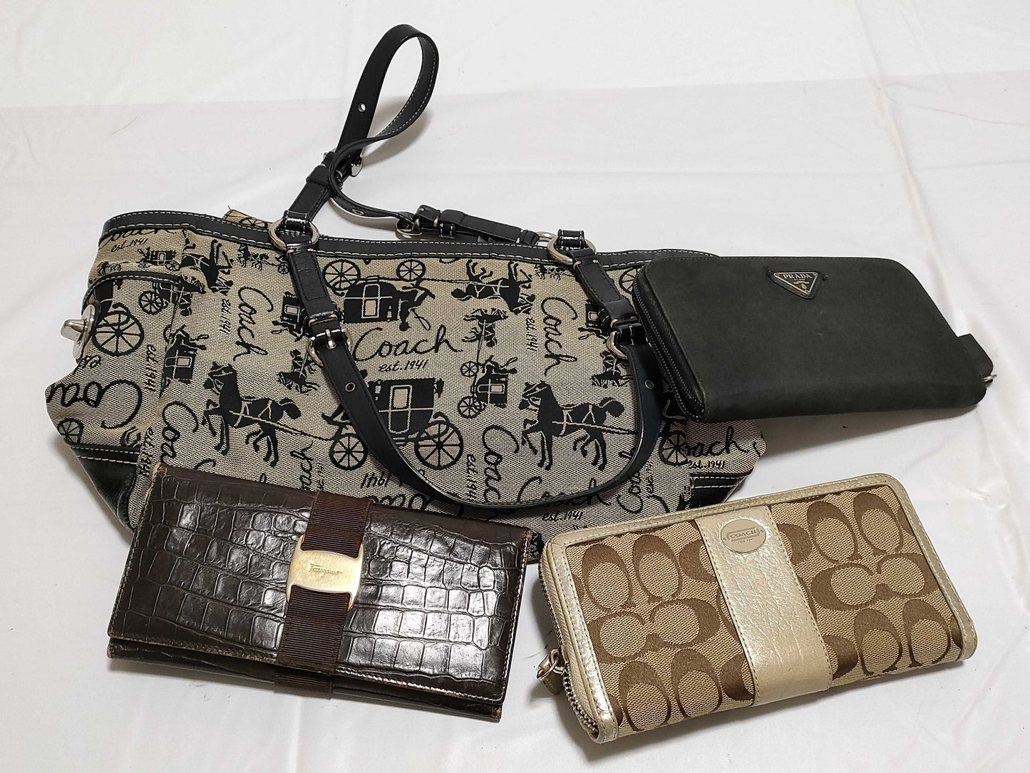 COACH F14443/Wallet Coach/Ferragamo/Prada 4-Piece Set Tote Bag