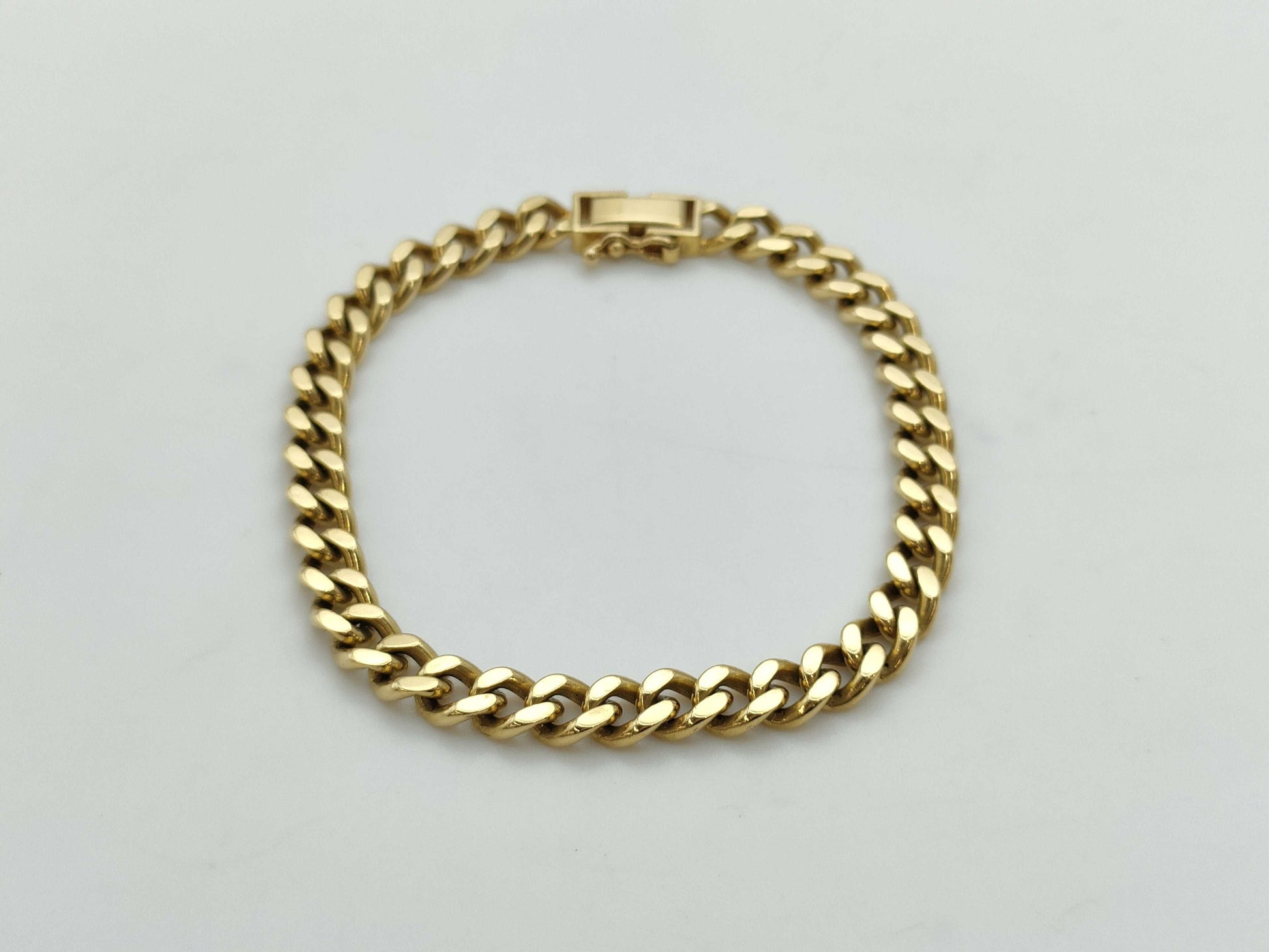 Kihei Double-Sided Single K18 24.6g Bracelet/Bangle 