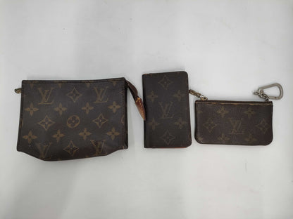 (10463_0036) LOUIS VUITTON Monogram 3-piece set of accessories Other accessories