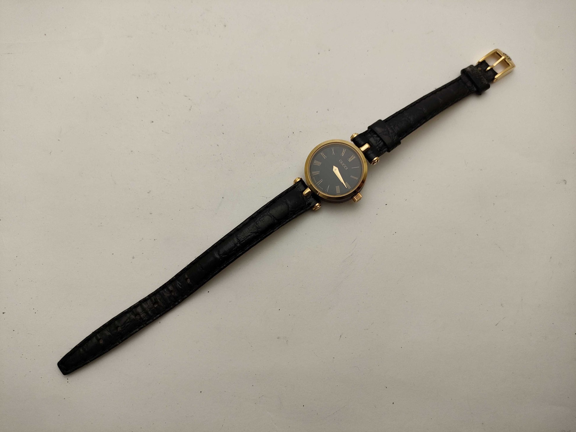 GUCCI 2000L Quartz Women's Watch