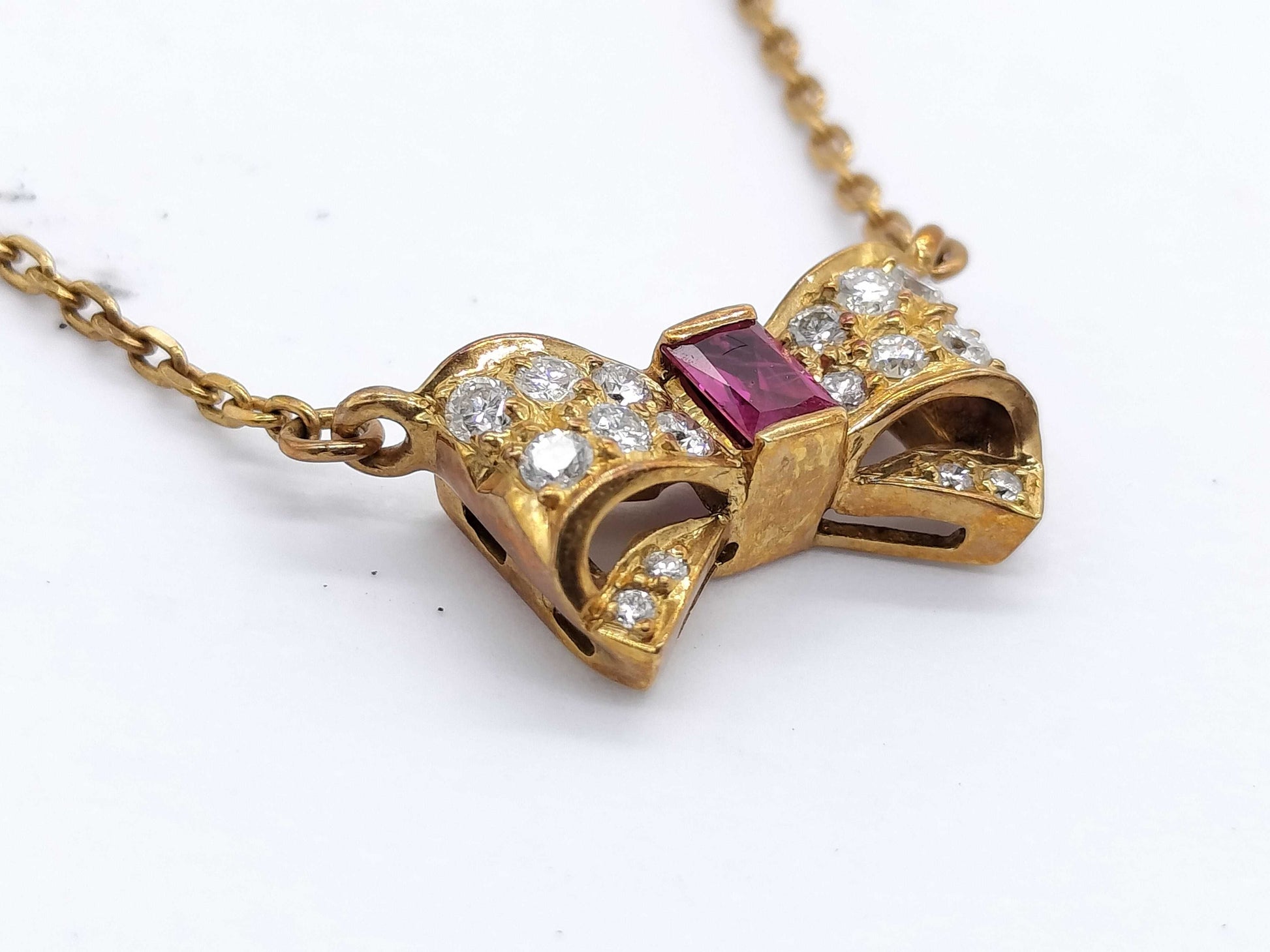Ruby and Diamond 18K Gold 4.5g Necklace 
