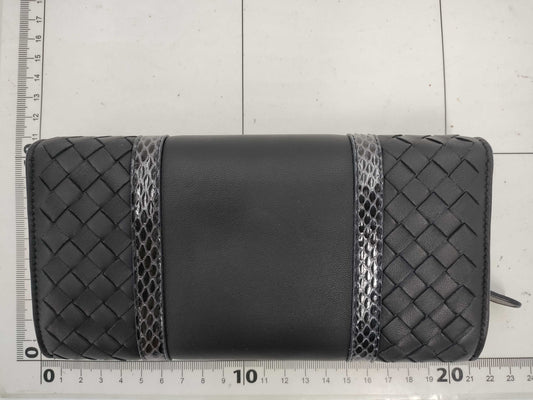(10461_0267)▼BOTTEGA VENETA Intrecciato Flap Leather x Python Long Wallet Wallet