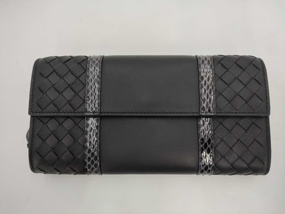 (10461_0267)▼BOTTEGA VENETA Intrecciato Flap Leather x Python Long Wallet Wallet