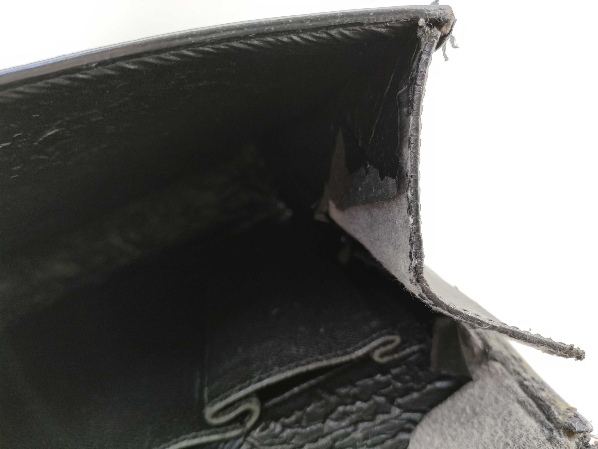 (10463_0040) LOUIS VUITTON Taiga Business Bag Business Bag