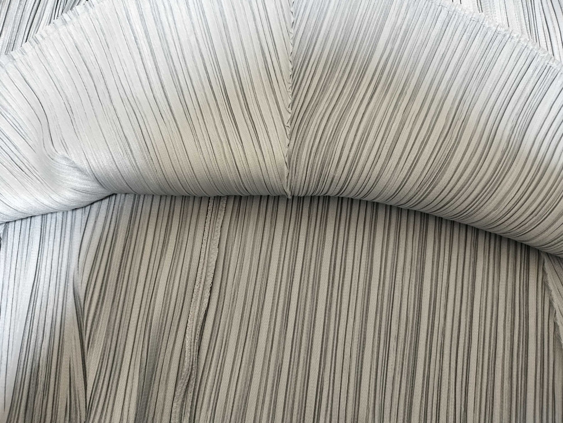 ISSEY MIYAKE Pleats Please/PP11-JG168/Skirt/Silver Skirt