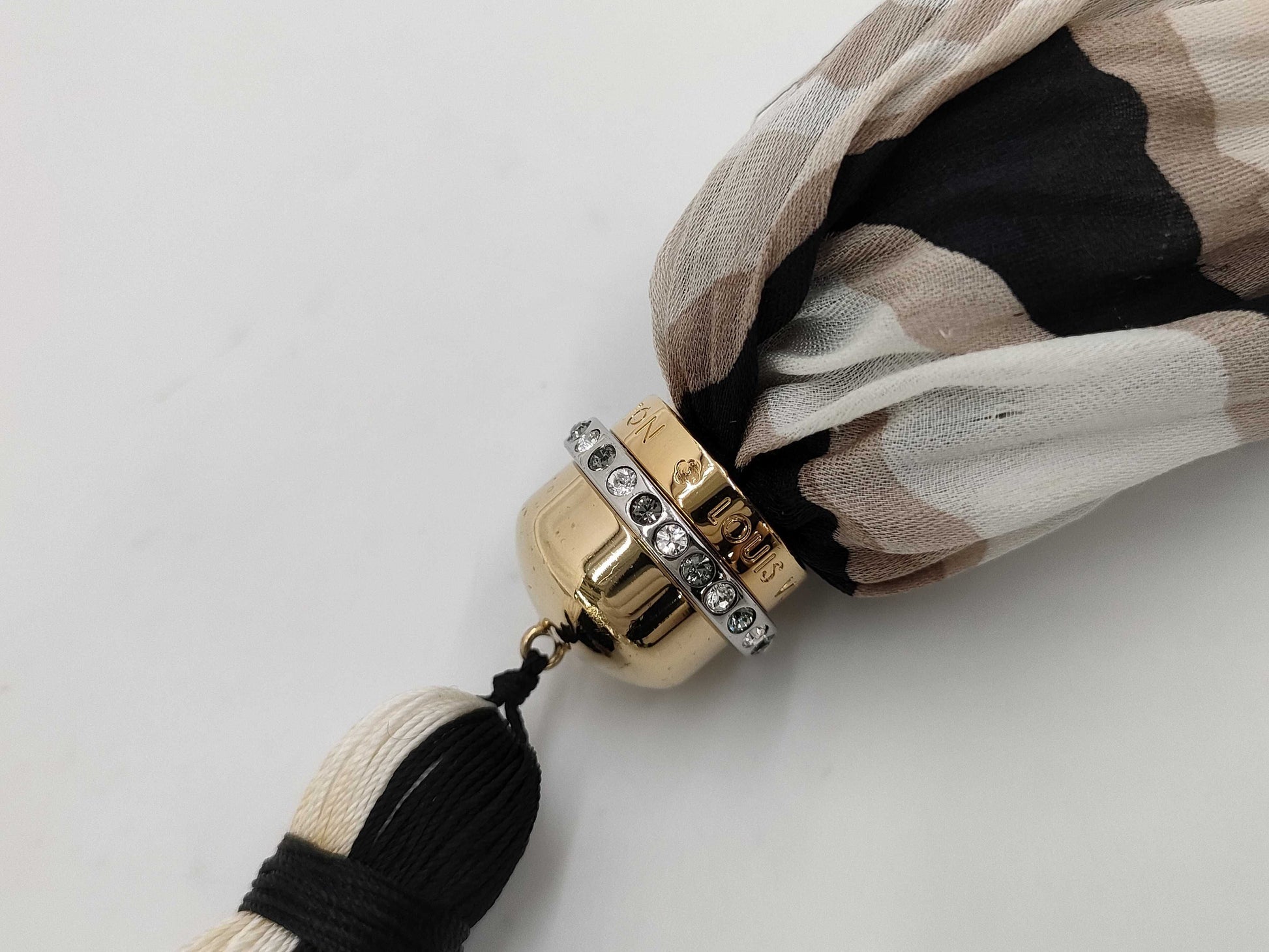 LOUIS VUITTON Tassel Damaged Stole Other Accessories