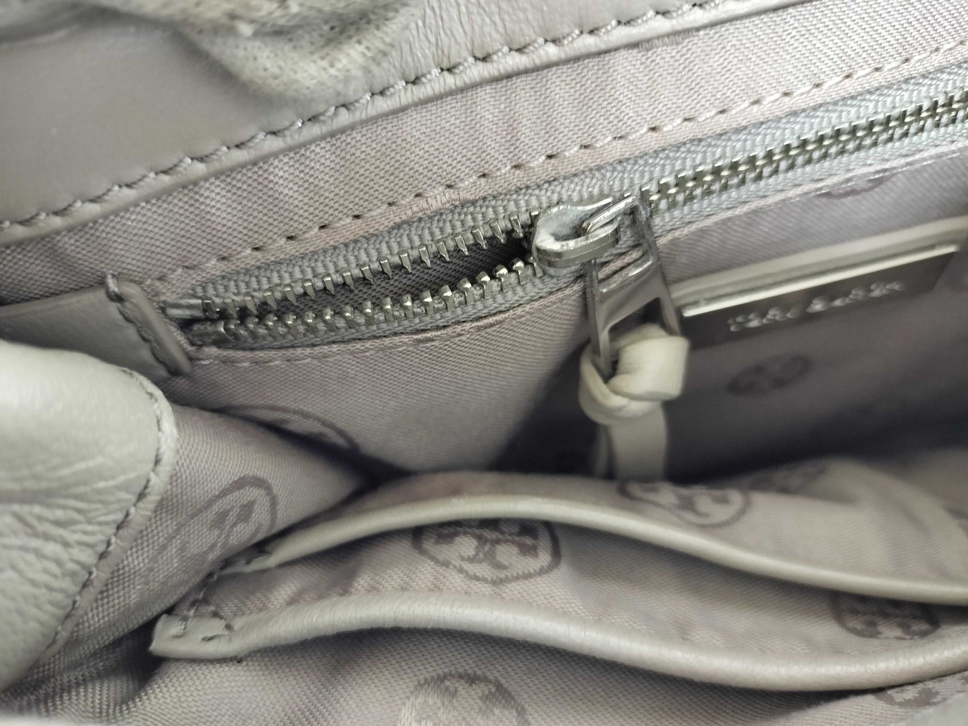 Tory Burch Chain Bag Shoulder Bag