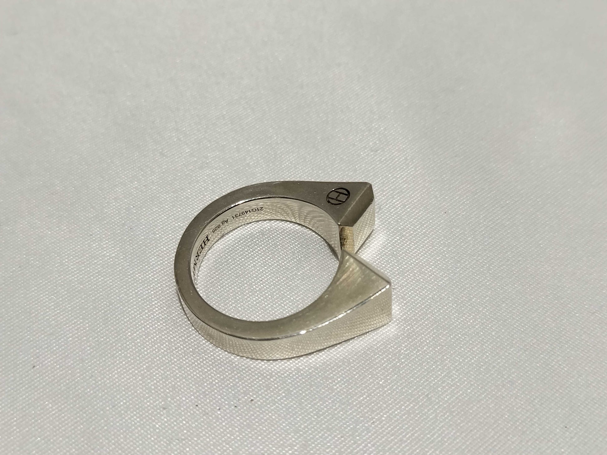 HERMES Cru de Forge SV925 11.3g Ring