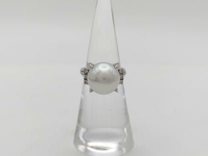 Pearl, diameter approximately 11.6mm, D0.13ct, Pt900, 8.3g, Ring 