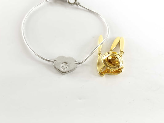 Dior Dior Pin Badge/Bracelet *2 Accessories Summary Accessories Summary 