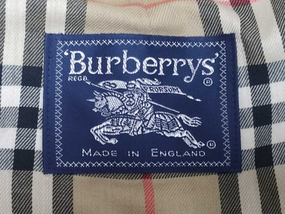 BURBERRY trench coat with Nova check interior and belt included