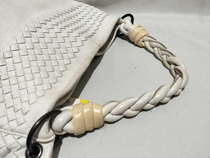 BOTTEGA VENETA Intrecciato One-Shoulder White Shoulder Bag