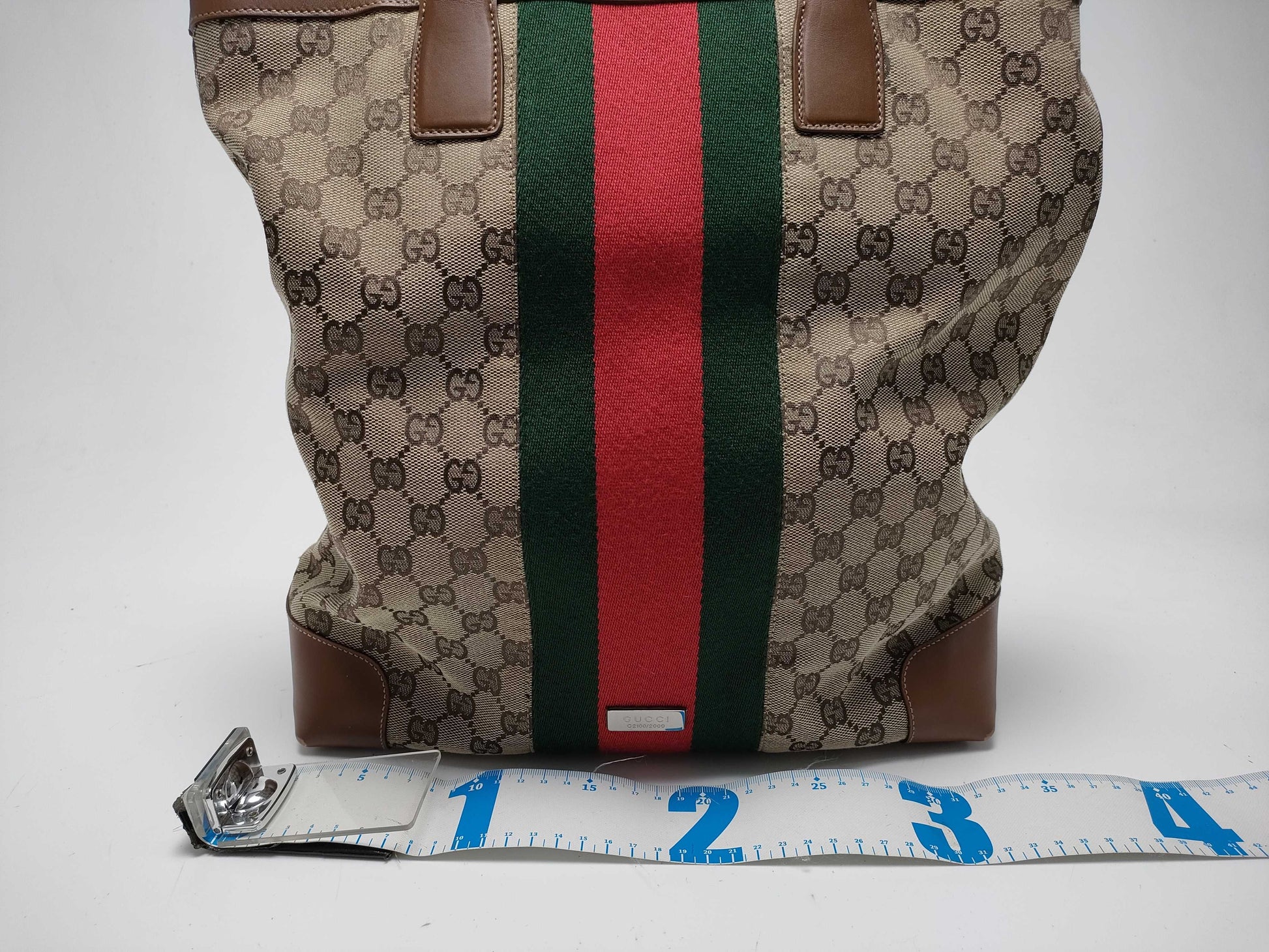 GUCCI GG Canvas 2058 002 5100 Tote Bag