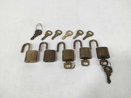 LOUIS VUITTON Padlock Set 