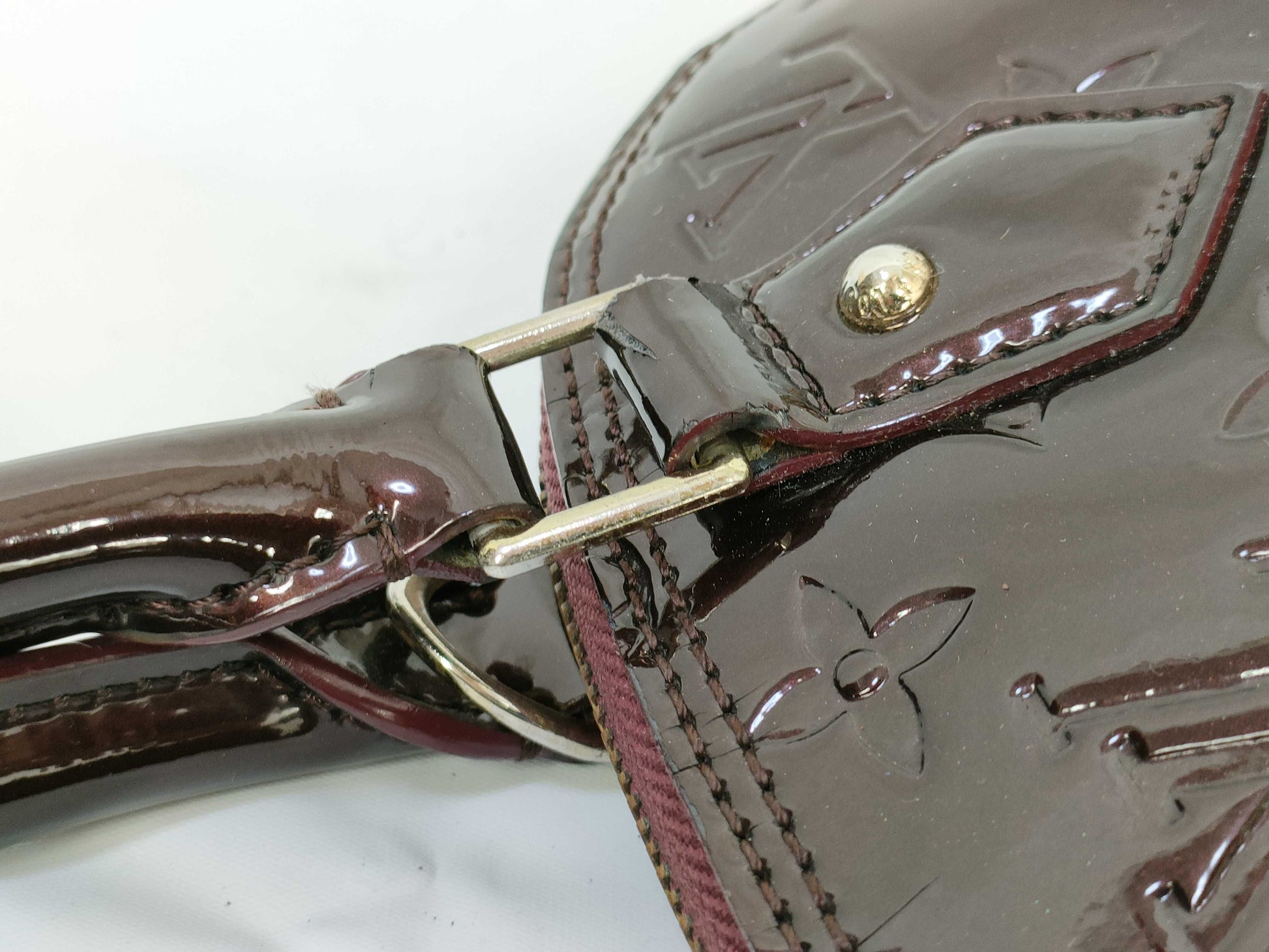 LOUIS VUITTON Vernis Alma PM Handbag