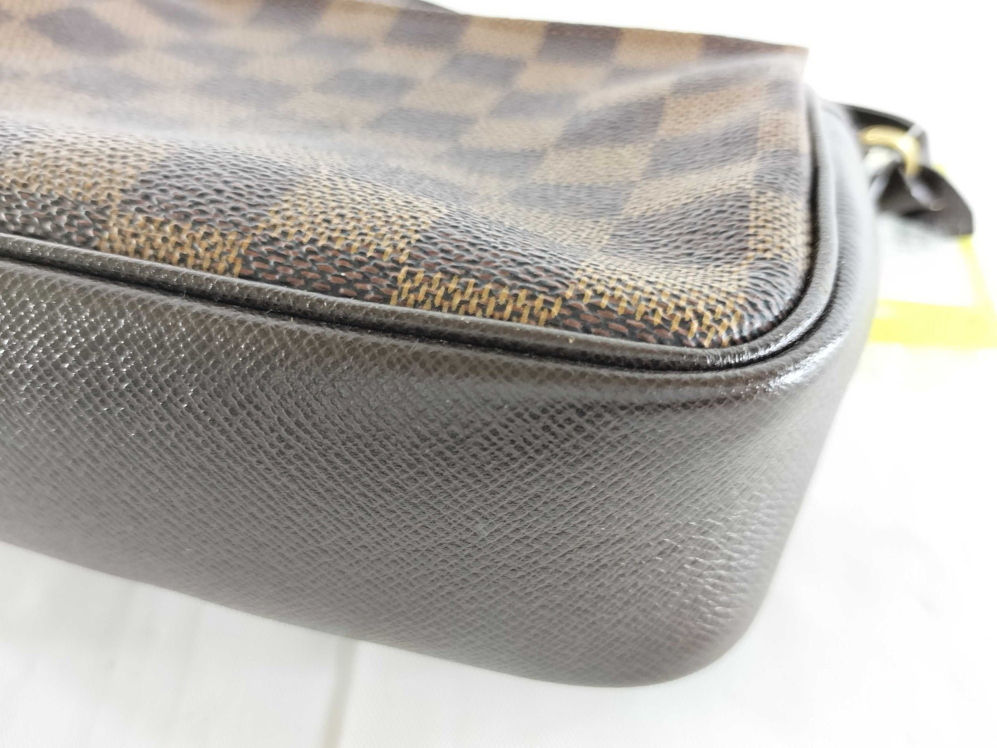 LOUIS VUITTON Damier Truss Makeup Pouch