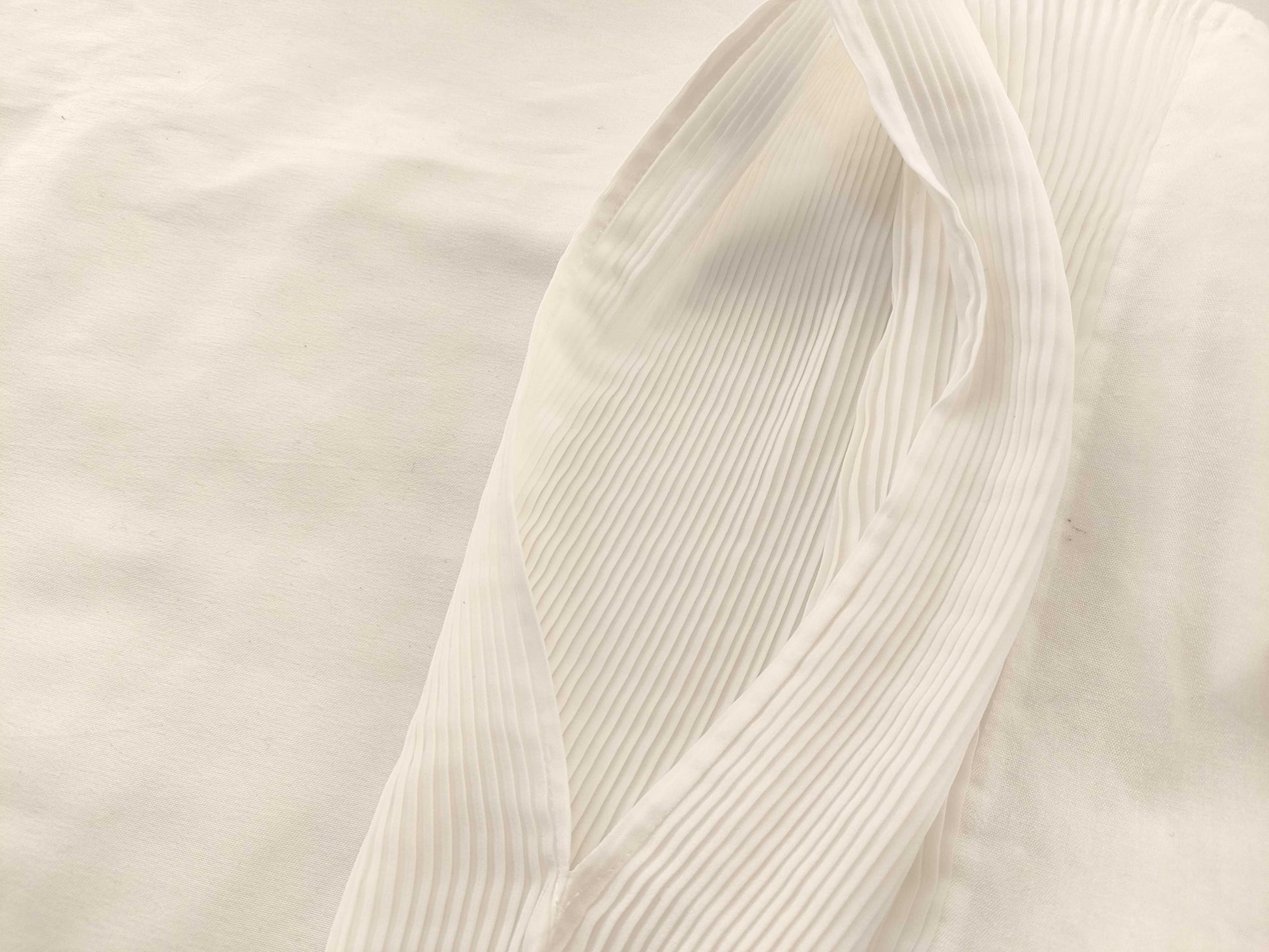 ISSEY MIYAKE Pleated White Top