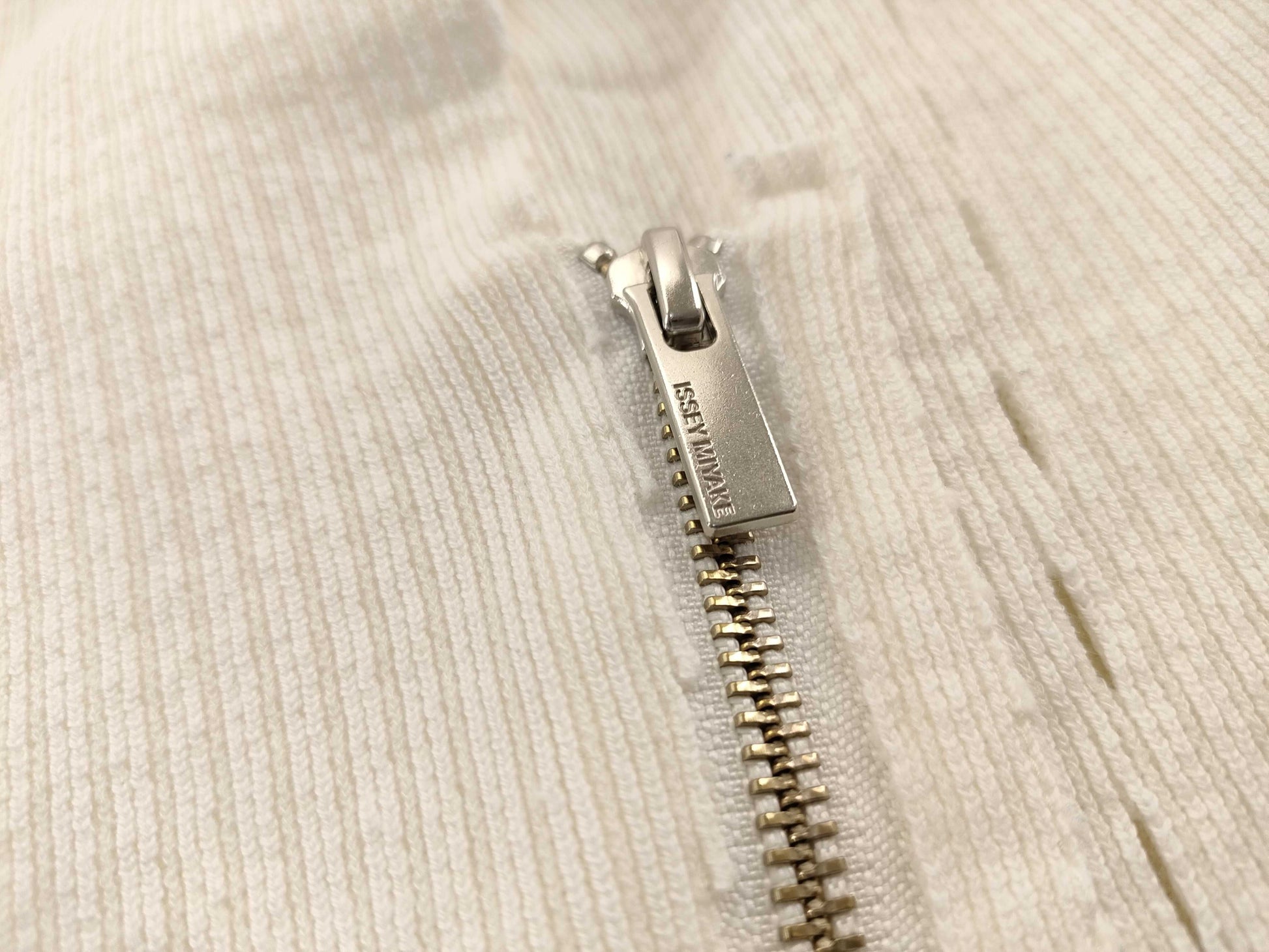 ISSEY MIYAKE Tops White Jacket